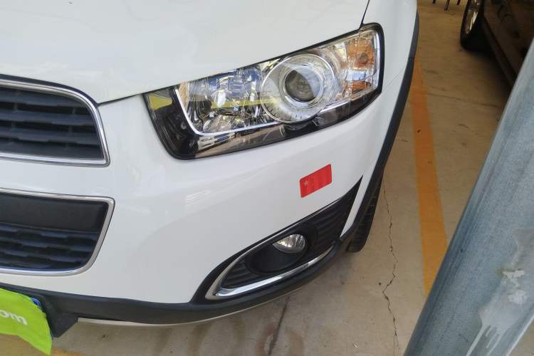 Used Chevrolet Captiva 2015 2.4L 4x4 Flagship Edition 7-Seater