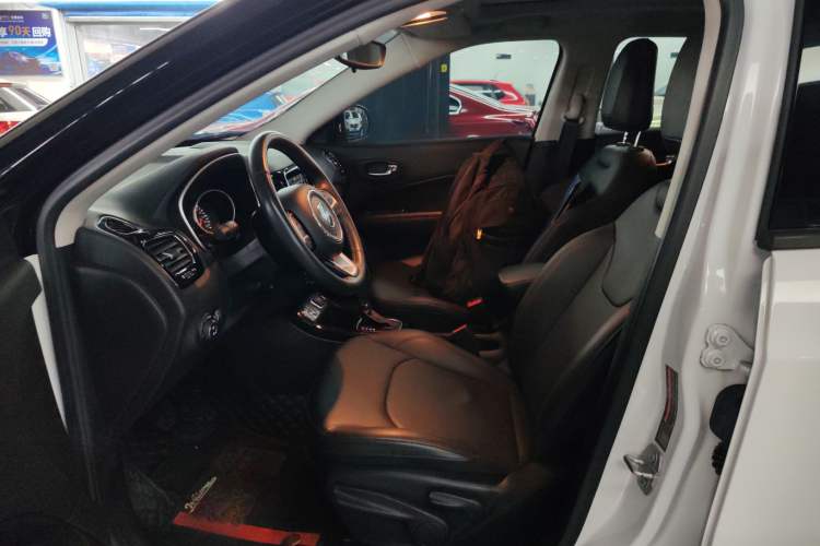 Used  Compass 2020 220T Automatic Elite Edition