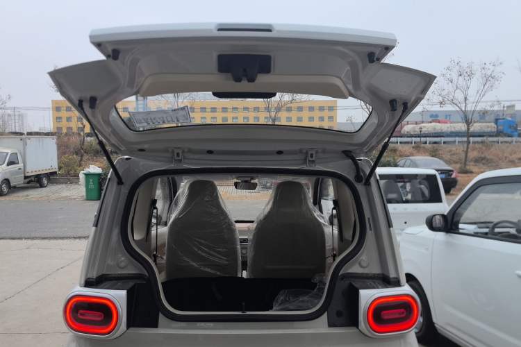 Used Wuling Hongguang MINIEV 2024 3rd Generation 215km Youth Edition