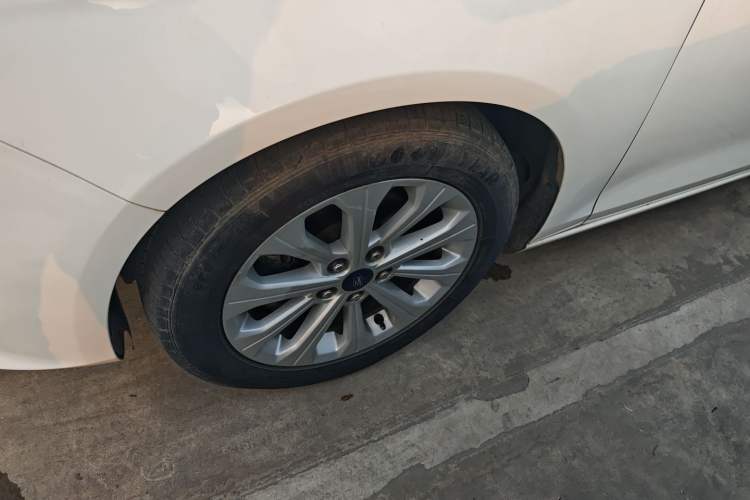 Used Ford Escort 2017 Happiness Edition 1.5L Automatic Fashion Version
