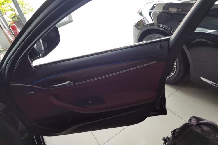 Used BMW 5 Series New Energy 2022 Updated Version 535Le Luxury Package
