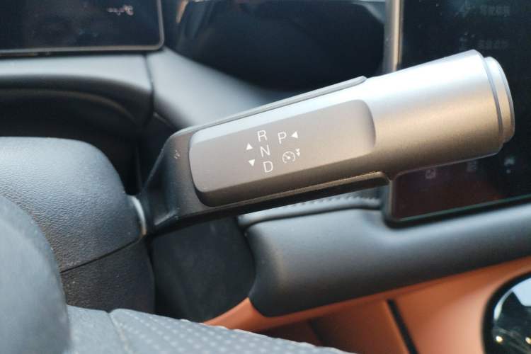 Used AION V 2024 Aion Tyrannosaurus 650 LiDAR Edition
