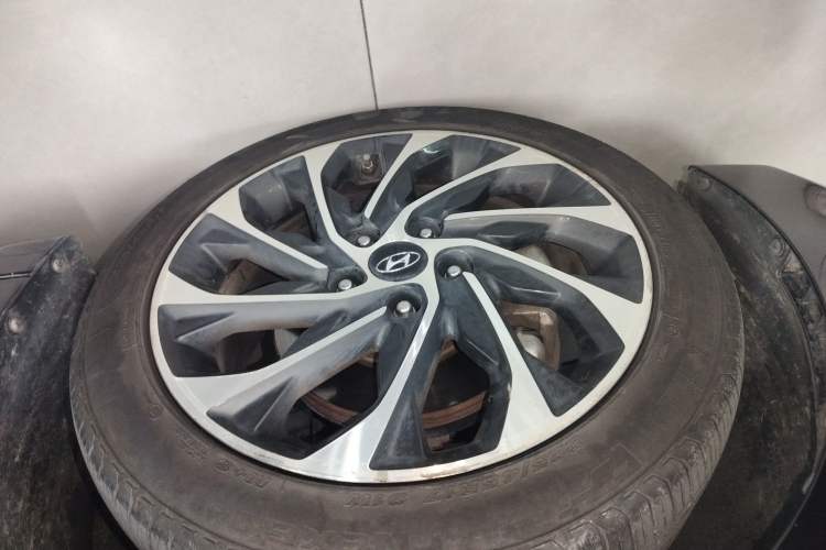 Used Hyundai Elantra 2019 1.5L CVT Smart & Luxurious Trim
