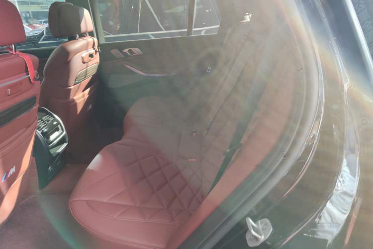 Used BMW X5 2023 xDrive 40Li M Sport Night Edition Package
