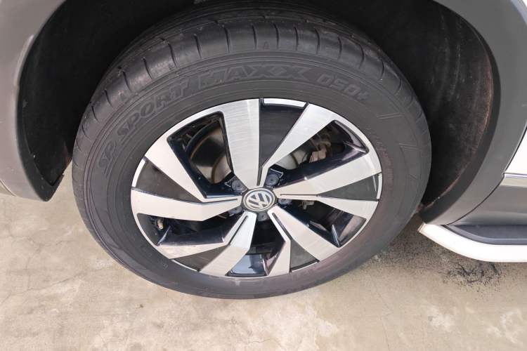 Used Volkswagen Tayron 2019 330TSI Two-Wheel Drive Luxury Model China VI Standard
