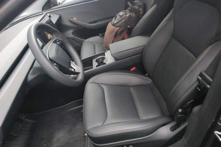 Used Tesla Model 3 2023 Rear-Wheel-Drive Version
