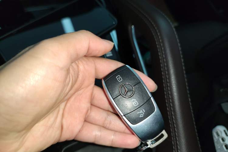 Used Mercedes-Benz GLE 2023 GLE 350 4MATIC Stylish Model
