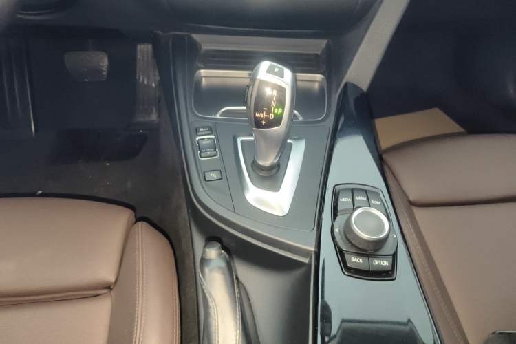 Used BMW 3 Series 2018 320Li Fashion Model
