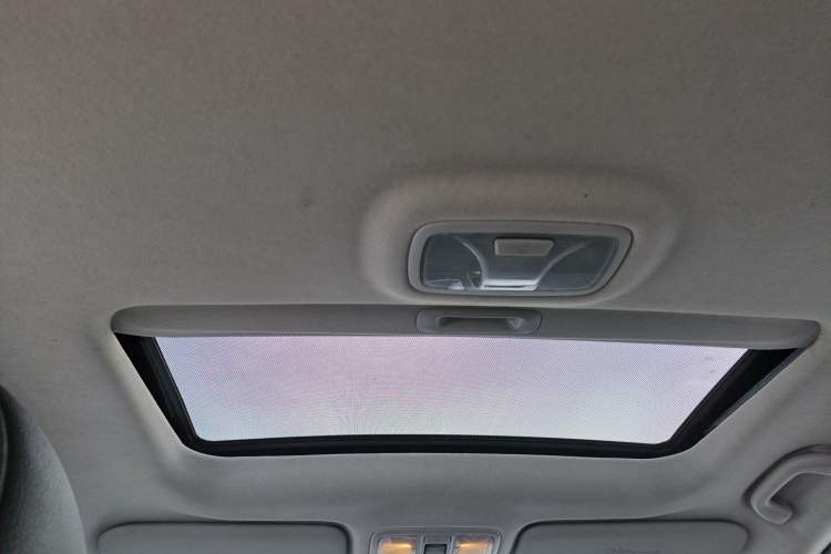 Used Hyundai ix35 2013 2.0L Automatic Two-Wheel Drive Smart GLS China IV Standard
