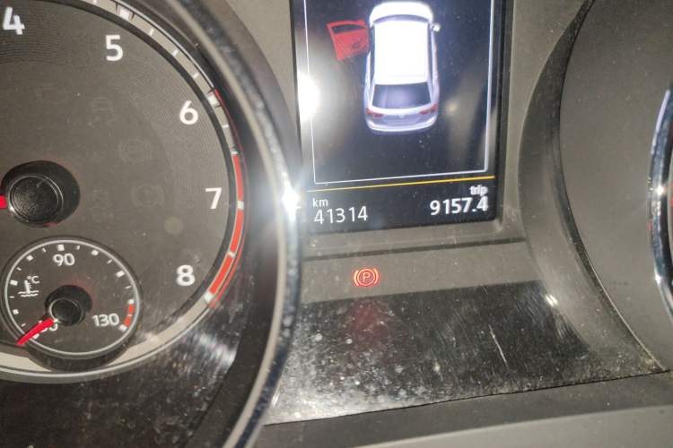 Used Volkswagen Tiguan L 2019 330TSI Automatic Two-Wheel Drive Smart Luxury Version China VI Standard
