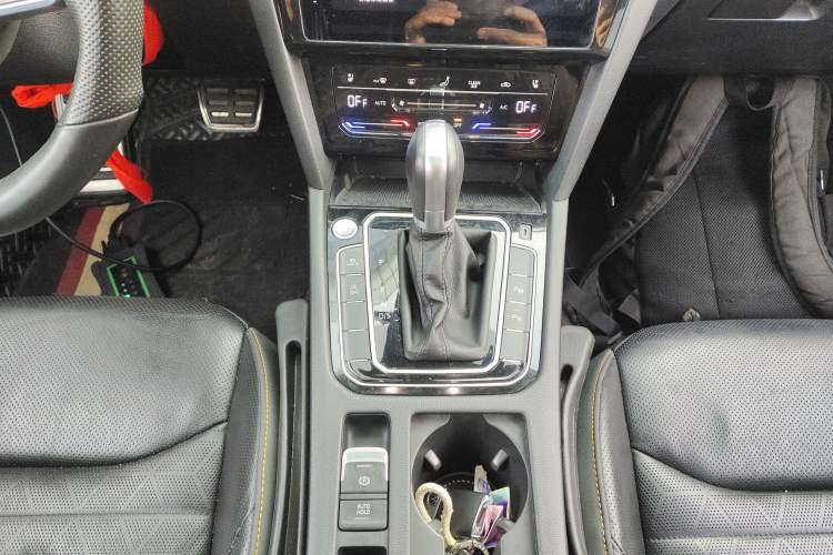 Used Volkswagen FAW-Volkswagen CC 2023 380TSI Striking Edition
