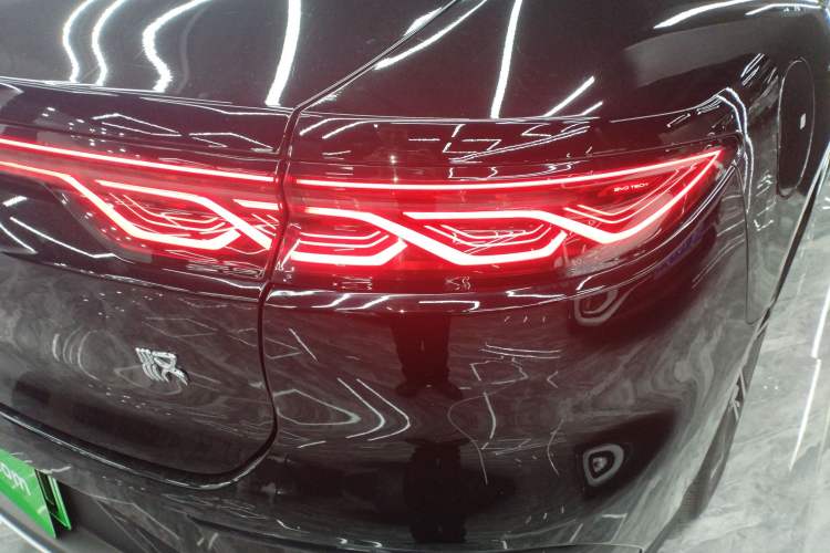 Used BYD Han 2023 EV Champion Edition 605KM Front-Drive Premium Model
