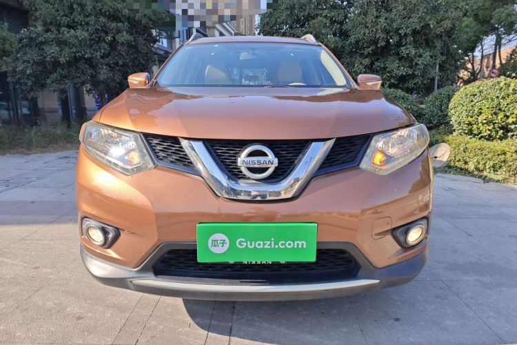 Used Nissan X-Trail 2014 2.5L CVT Leading Edition 4WD
