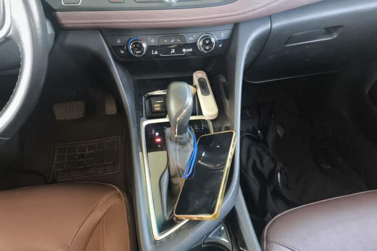 Used Buick GL6 2018 18T 5-seat Luxury Model
