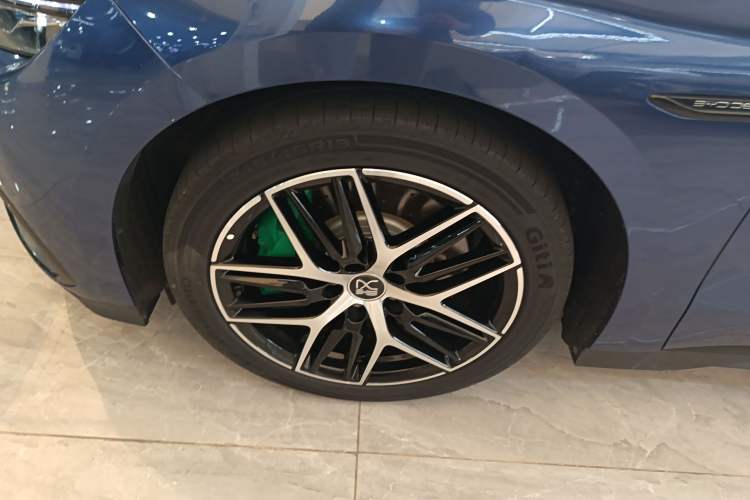 Used BYD Han 2022 EV 610 km All-Wheel-Drive Qianshan Cui Limited Edition
