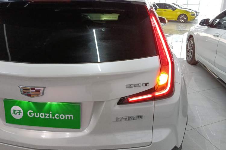 Used Cadillac XT4 2021 28T Two-Wheel Drive Leading Version
