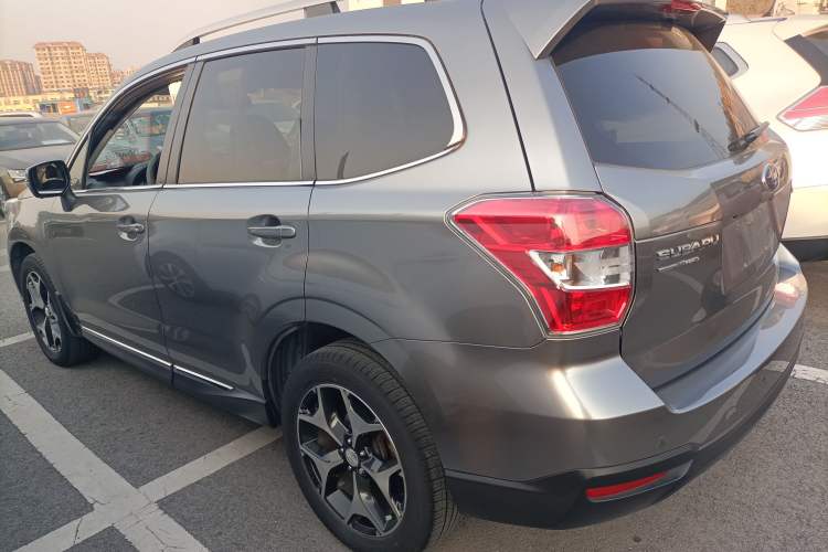 Used Subaru Forester 2015 2.0i Special Edition Commemorative Model
