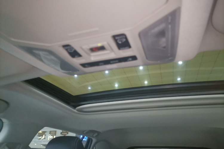 Used Toyota Wildlander 2022 2.0L CVT Two-Wheel Drive Luxury Edition
