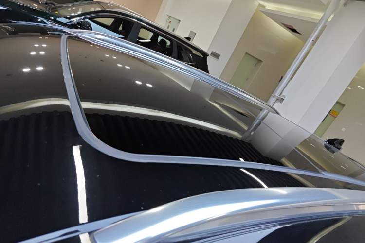 Used Buick Envision 2022 Encore S 552T Two-Wheel-Drive Luxury Model
