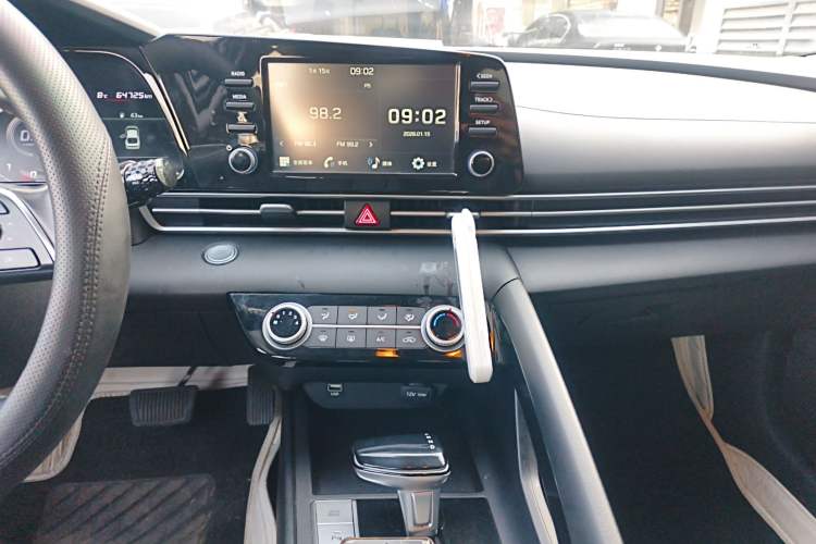 Used Hyundai Elantra 2021 1.5L CVT GLX Elite Edition