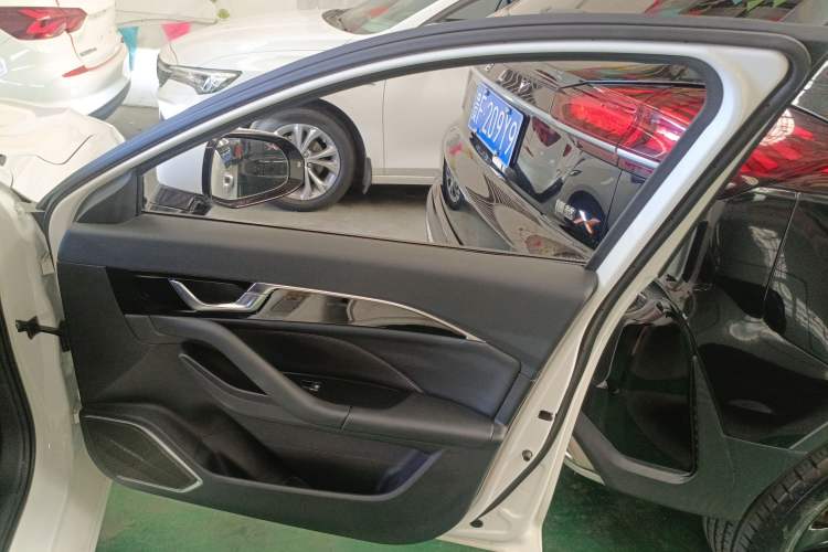 Used Bestune B70 2024 Fourth Generation 2.0T Lingyu Version
