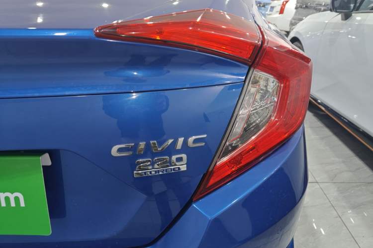 Used Honda Civic 2016 220TURBO CVT Luxury Edition