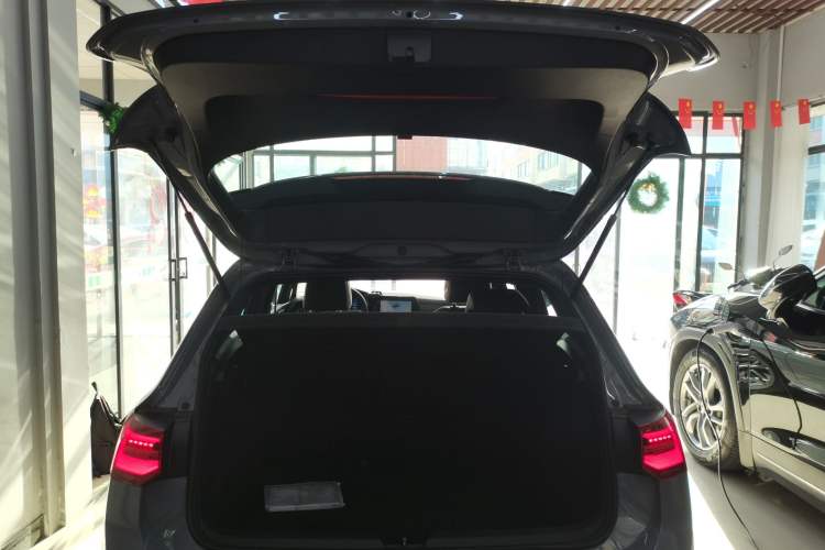 Used Volkswagen Golf 2023 Facelift 280TSI DSG R-Line