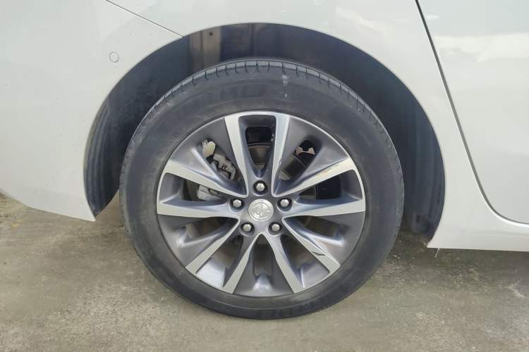 Used Buick GL6 2019 18T 6-Seater Connected Luxury Version China V Standard
