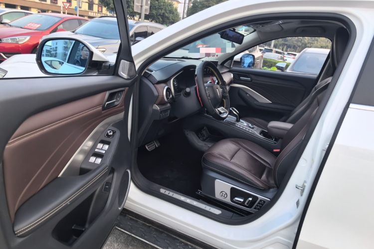 Used Wey VV6 2018 2.0T Two-Wheel Drive Flagship Version China V Standard