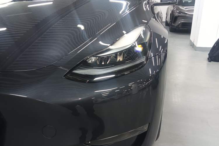 Used Tesla Model Y 2024 Long-Range All-Wheel-Drive Version