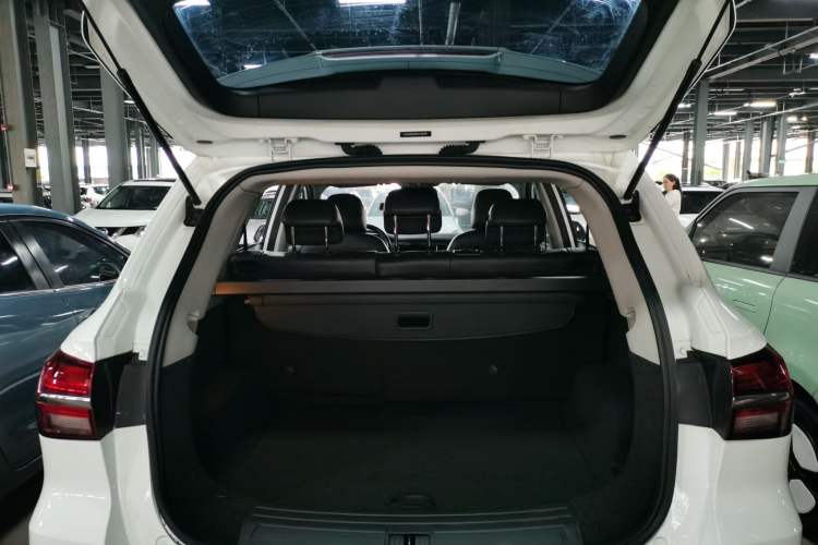 Used Roewe RX5 2016 20T Two-Wheel Drive Automatic Flagship Edition
