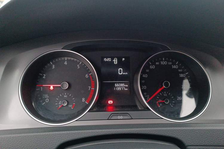 Used Volkswagen Golf 2016 1.6L Automatic Fashion Model