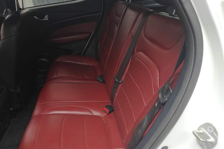 Used Dongfeng Fengon 500 2022 1.5L CVT Luxury Edition