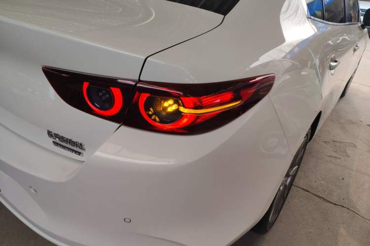 Used Mazda Mazda 3 Axela 2021 2.0L Automatic ZhiXuan Edition