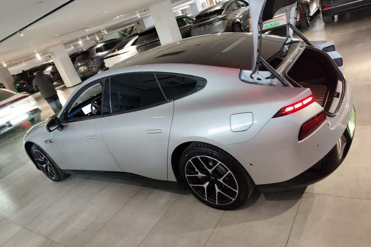 Used XPeng P7 2023 P7i 702 Pro
