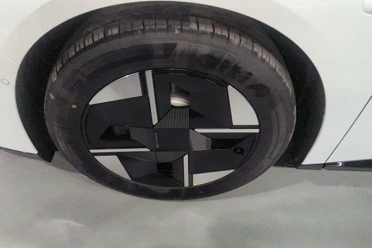 Used XPeng P7+ 2026 Model, Range-Extended 1550 Max Tech Edition