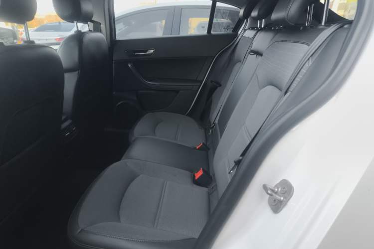 Used Qoros 3 2016 Urban SUV 1.6T Automatic Zhiyue Model