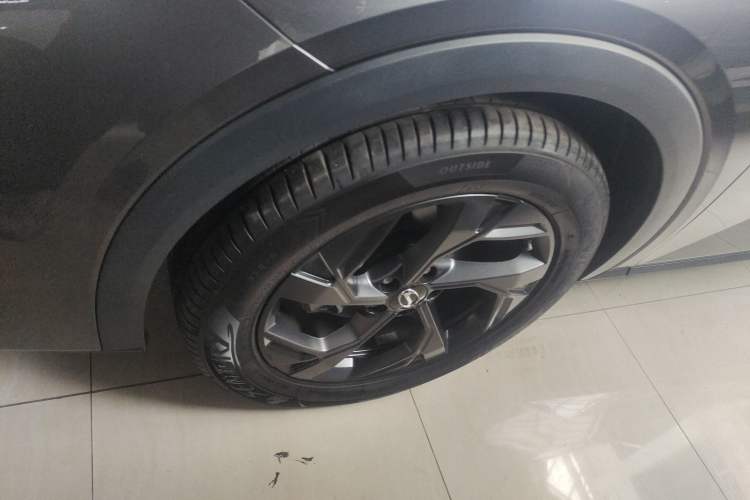 Used GAC Trumpchi GS3 2025 Shadow Speed 270T Enjoyment Edition Soaring to New Heights
