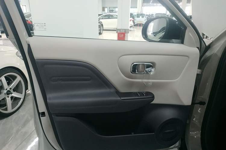 Used Leapmotor B10 2025 510 Joyful Edition
