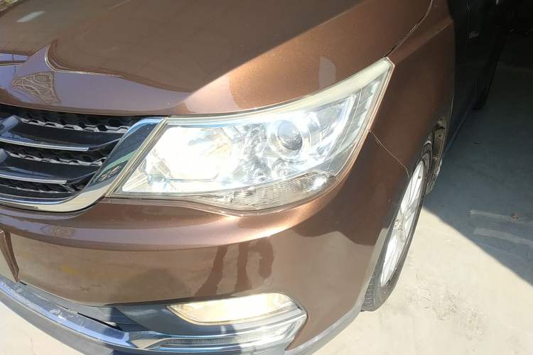 Used Baojun 730 2016 1.5T Manual Comfort Version 7 Seats