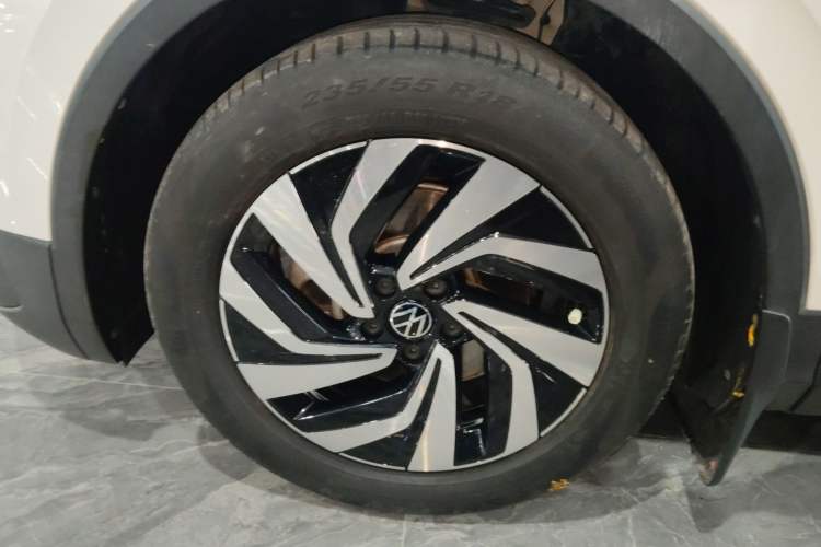 Used Volkswagen Tiguan L 2022 330TSI Automatic Two-Wheel Drive Smart Edition
