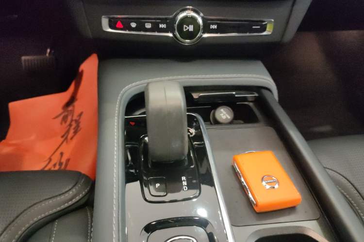 Used Volvo V90 2022 Cross Country B5 AWD Prestige Edition