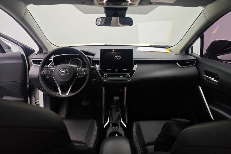 Used Toyota FRONTLANDER 2022 2.0L CVT Luxury PLUS Edition