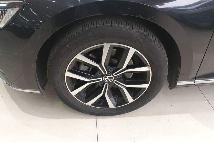 Used Volkswagen Magotan 2020 330TSI DSG Leading Model
