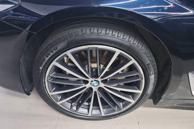 Used BMW 5 Series 2020 530Li Leading Model M Sport Package
