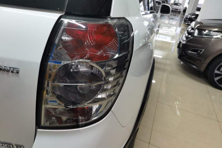 Used Chevrolet Captiva 2014 2.4L 4x4 Flagship Edition 7 Seats