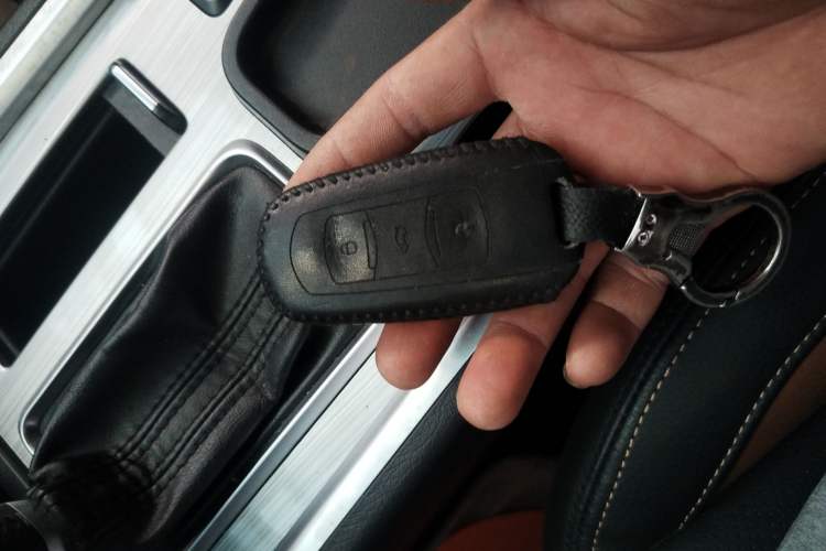 TDK.VehicleDetails.img