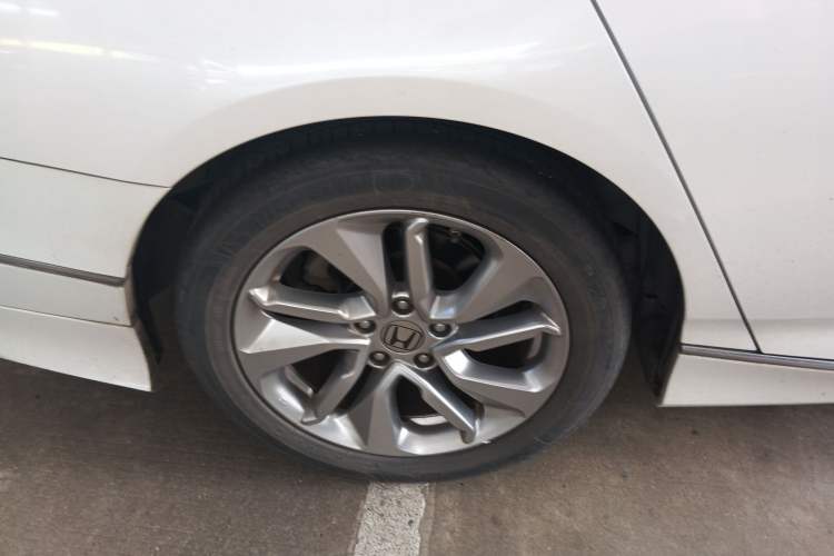 Used Honda Accord 2018 260TURBO Luxury Edition China V Emission Standard
