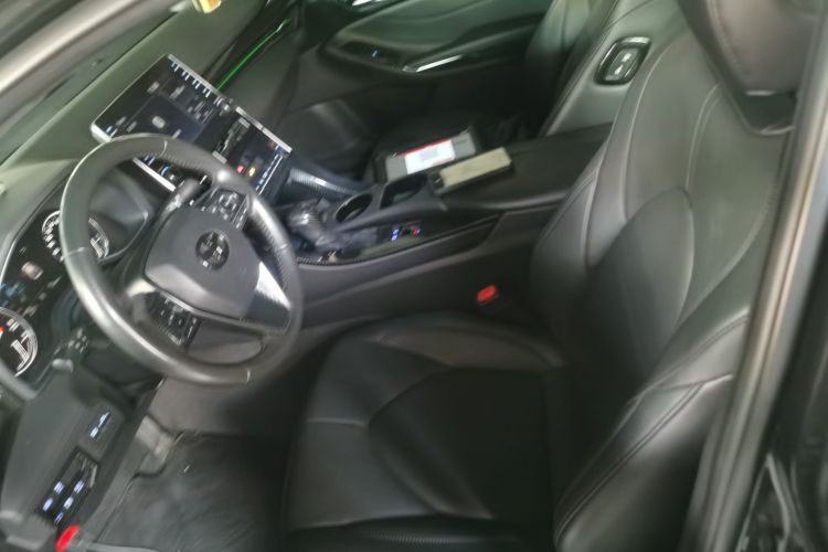 Used Toyota Avalon 2019 2.0L XLE Premium Edition China VI