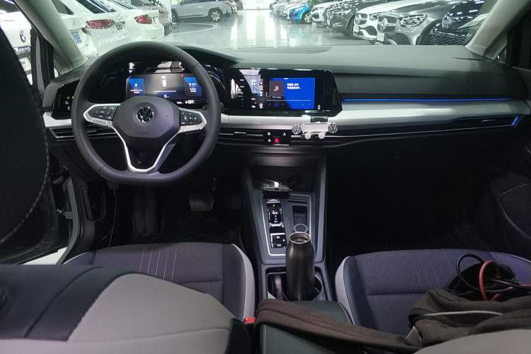 Used Volkswagen Golf 2023 Facelift 280TSI DSG Pro
